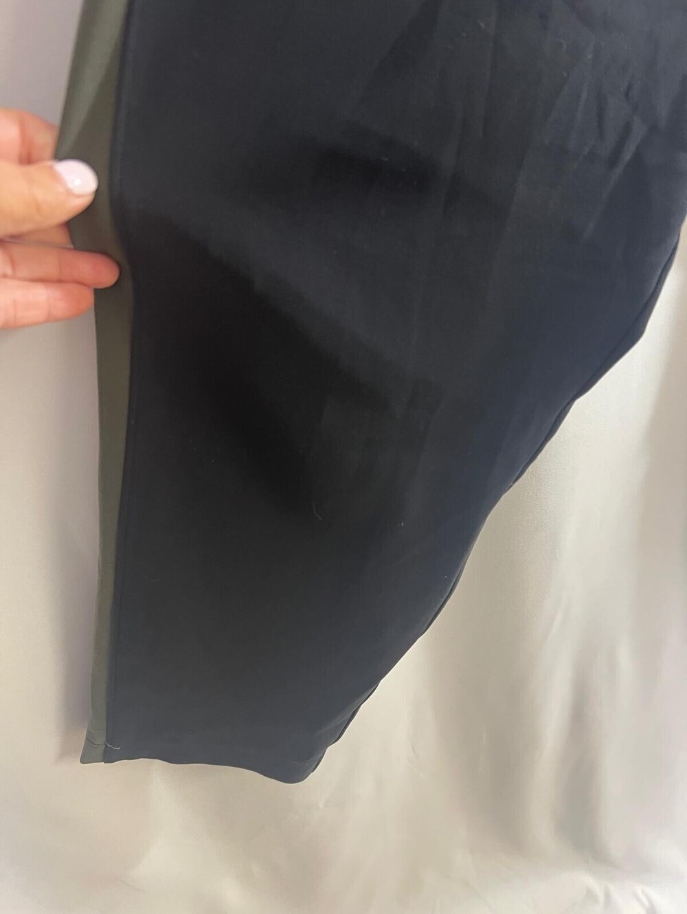 Lululemon Black and Olive Wide-Leg Pants 14 Comfortable Casual - Picture 9 of 13